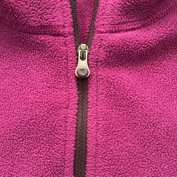 Purple Light Weight 1/2 Zip North Face Fleece  - Size M - Picture 4 of 8